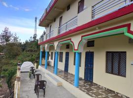 Prince homestay & reasturent, Hotel mit Parkplatz in Rudraprayāg