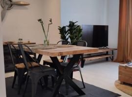 appartement 4 personnes, lumineux et standing、ブレストのホテル