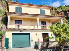 Gomes house, Hotel in Ponta do Sol