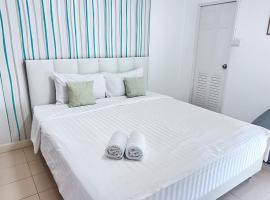 Malizon Hotel and Residences, hotel a Nonthaburi