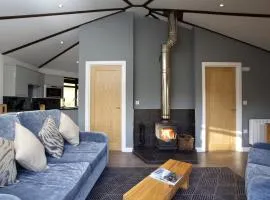 LOCH TAY HIGHLAND LODGES and GLAMPING PARK