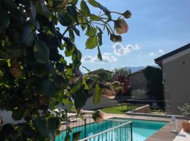 CORTE CAIAR Bed&Breakfast, bed and breakfast a Caprino Veronese