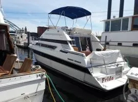 Yacht Stay Providence Marina