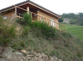 chalet le cedre, hotell med parkering i Saint-Joseph-des-Bancs