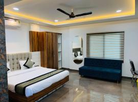 Hotel Stay Well Pithampur, hotel a Akolia