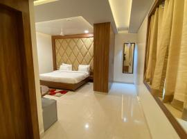 Hotel Pradeep Star Inn, ξενοδοχείο σε Gorakhpur