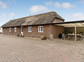 Amazing Apartment In Hvide Sande, hotel u gradu Hvide Sande