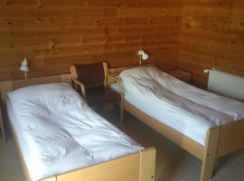 Dobbelt værelse med egen indgang og bad, отель в городе Норборг