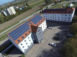 OEKOTEL Korneuburg, hotel in Bisamberg