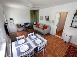 Immaculate Casa 2 bed 2 bath with pool Casa Oriana Oria Almeria, hotell med parkering i Oria