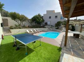 Seafront Villa Nefeli, hotel a Keratea