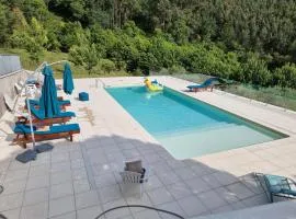 Casa de Férias V6 com piscina