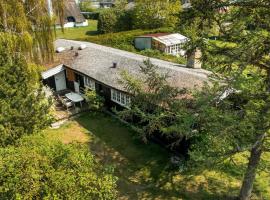 Pet Friendly Home In Sams&oslash; With Kitchen, caba&ntilde;a en Ballen
