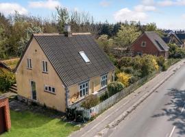 2 Bedroom Pet Friendly Home In Samsø, hotel v destinaci Kolby Kås