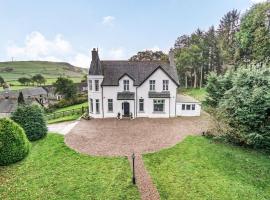 Groudd Hall, cottage in Cerrigydrudion