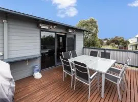 7 Matthew Court, Cowes