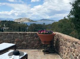 serenity villa Aegina fantastic view near the beach – willa w mieście Egina
