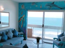The Beach Condo, hotel in Durban