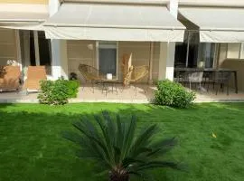 Appartement Les Eucalyptus dans domaine privé à Cannes