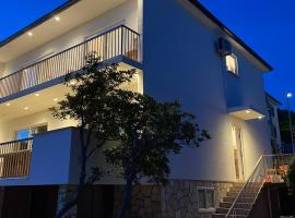 Holiday Home Ninna, cottage in Crikvenica