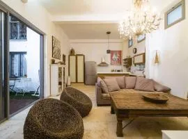 house with patio carmel market