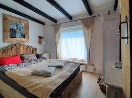 Domki w Lipowej Dolinie, hotel in Huta Górna