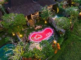 Wooden Ganeca Villas by Pramana Villas, villa em Ubud