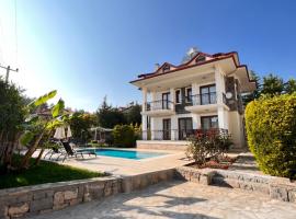 4 BDR Luxury with Pool in Oludeniz Villa Opal, viešbutis mieste Ovadžikas