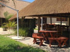 Uitkyk Guest Farm, guest house in Usakos