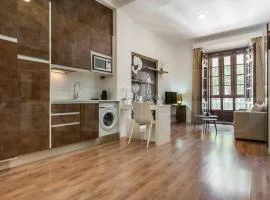 Paloma & Claude Suite Picasso-Inspired REMS