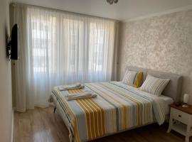 Apartament 1 Lalelelor, hotel s parkiralištem u gradu 'Năsăud'