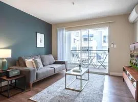 DT Mountain View 2BR w Gym Pool Parking WD SFO-110