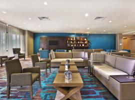 Courtyard by Marriott Gulfport Beachfront, hotel near Gulfport-Biloxi International Airport - GPT, 