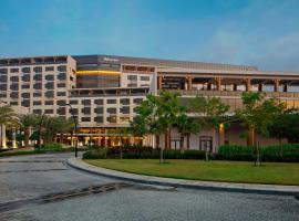 The Westin Doha Hotel & Spa, hotel near Al Khoot Fort, Doha