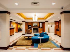 Fairfield Inn & Suites Clovis, מלון בקלוביס
