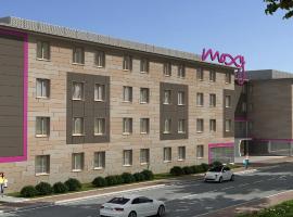 Moxy Edinburgh Airport、イングリストンのホテル
