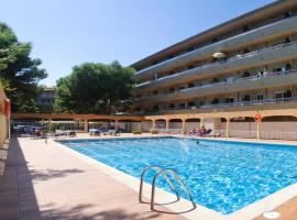 RVHotels Apartamentos La Pineda, hótel í L'Estartit