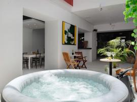 Brothers House, hotel em Arrecife