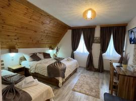 Rustic Inn River 2, hotell i Plitvička Jezera