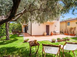 Siliqua House with Garden by Wonderful Italy, дом для отпуска в городе Трекастаньи