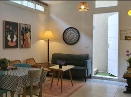 נקודת חן, holiday rental sa Shadmot Devora