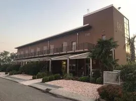 eq hotel