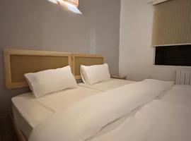 Crafthouse, bed & breakfast i Amman
