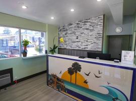 SeaSide Inn & Suites: Santa Cruz şehrinde bir otel
