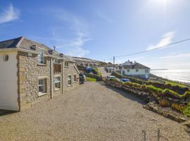 Tripolitania, place to stay in Porthleven