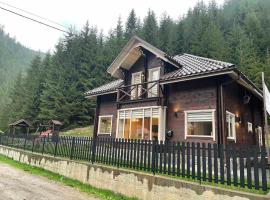 Sweet Home, villa in Krasnyy