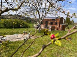 Tiny House dans jardin privé à la campagne: Montmeyran şehrinde bir kiralık tatil yeri