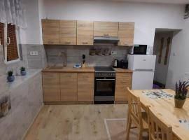Vejminek pod smrkem, apartmán v Rumburku