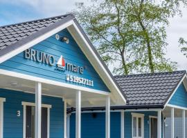 Domki Bruno Mare, hotel u gradu 'Bobolin'