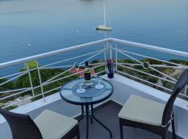 Infinity Blue Suite, Hotel in Panteli
